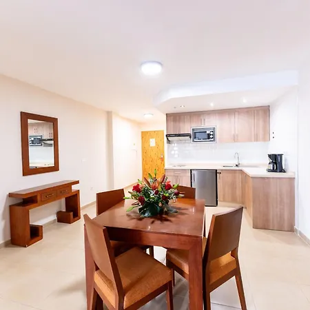 Apartmanhotel Vista Sur 4*