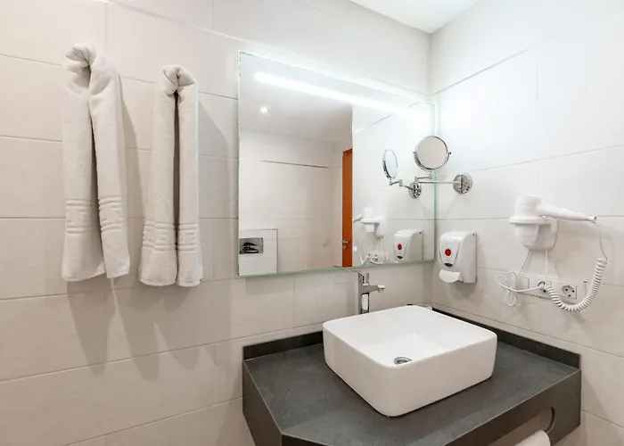Apartmanhotel Vista Sur 4*