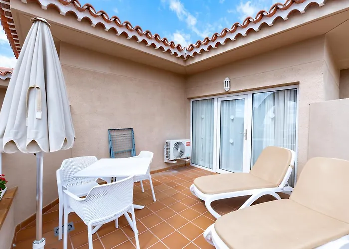 Vista Sur アパートホテル 4*